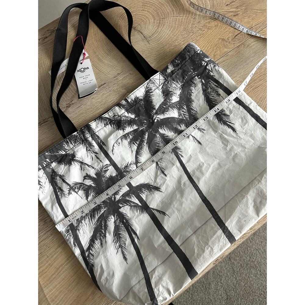 Aloha Collection Reversible Tote Kalapana NEW - Picture 9 of 11